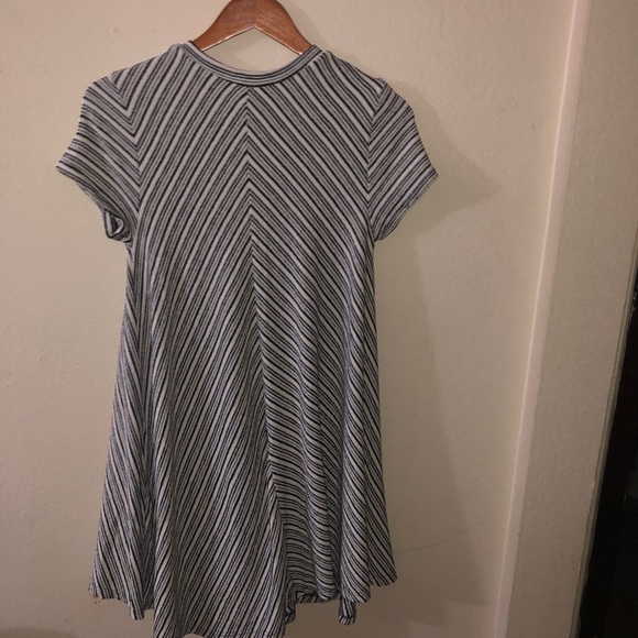 Rolla Coster-flowy dress - Picture 2 of 3